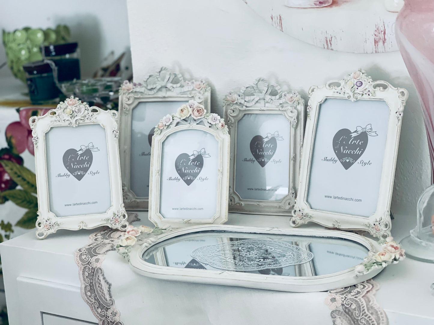 Portafoto Shabby Chic Avorio con Fiori Pastello in Rilievo | L'Arte di Nacchi