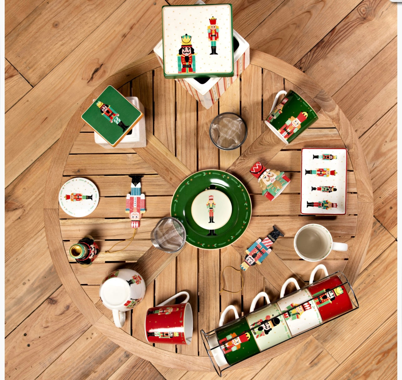 Scatola Decorativa “Hans” in Ceramica Dolomite – Il Fascino del Natale