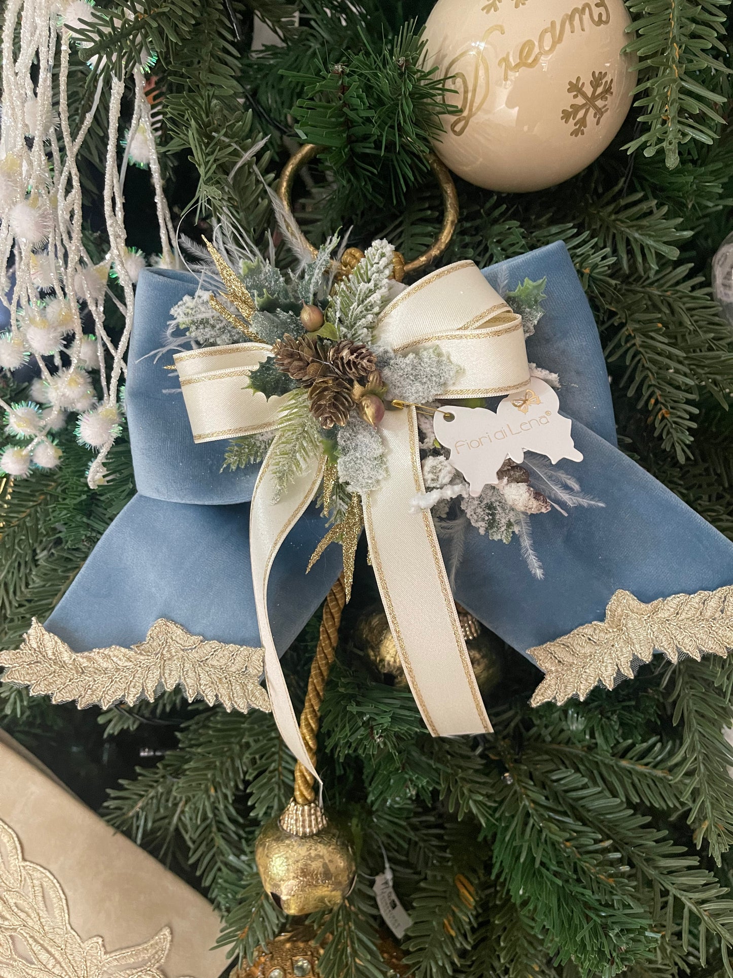 Fiocco in velluto con sonagli