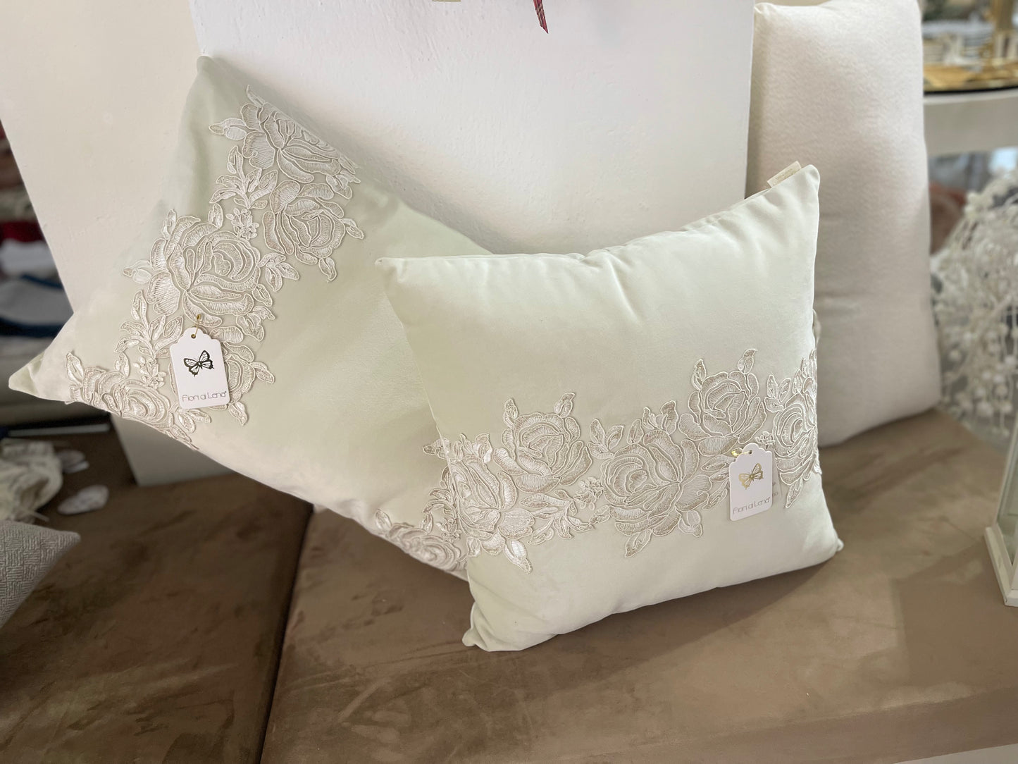 Cuscino quadrato di FIORI DI LENA