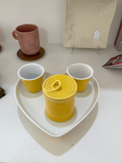 Set colazione in ceramica con vassoio a cuore | Brandani