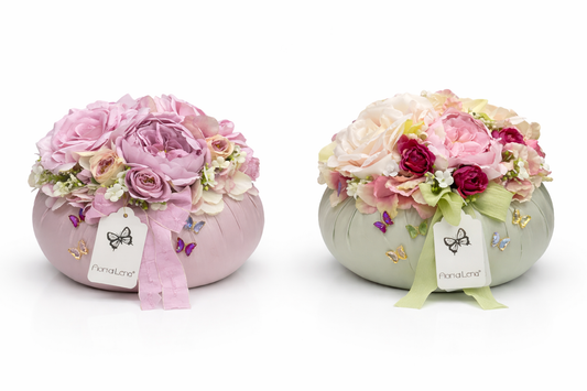 Fiori di Lena Pouf Profumato con Peonie, Rose, Ortensie e Farfalle Decorative