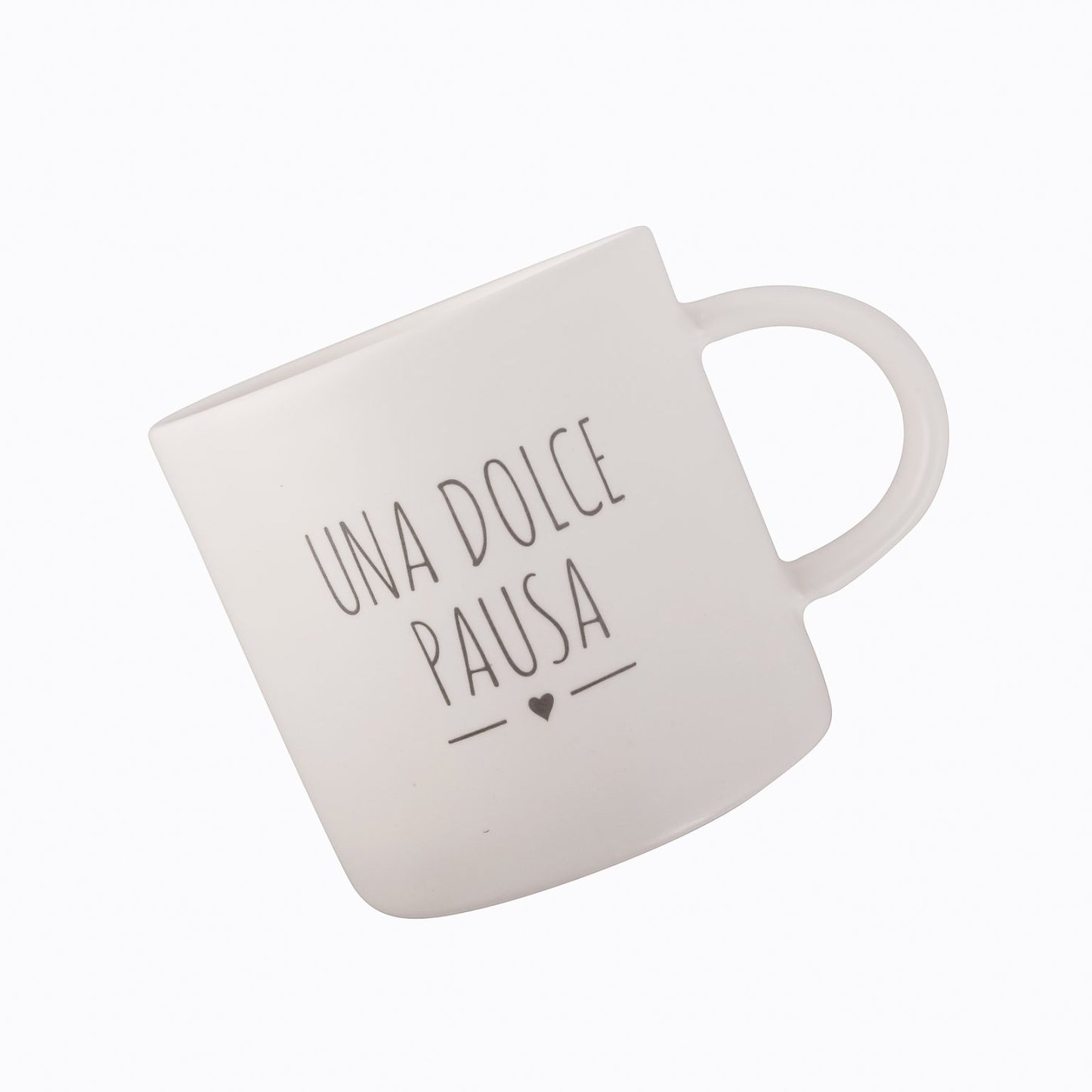Set Tazza e Piattino in Ceramica Bianca – Scritta “Una Dolce Pausa” | Nuvole di Stoffa