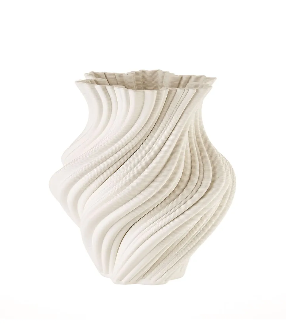 Vaso in Porcellana Effetto Torsione – L’Oca Nera