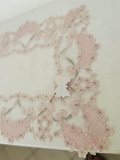 Runner Ricamato “Fiori di Lena” – Made in Italy