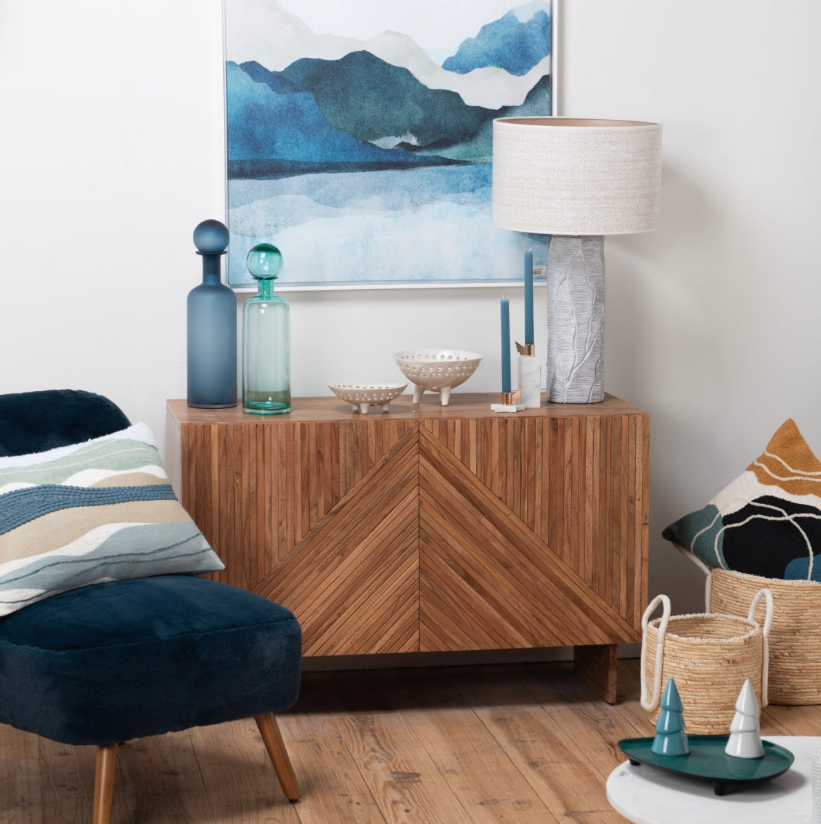 Lampada da tavolo Amadeus design naturale – base in poliresina e paralume in juta