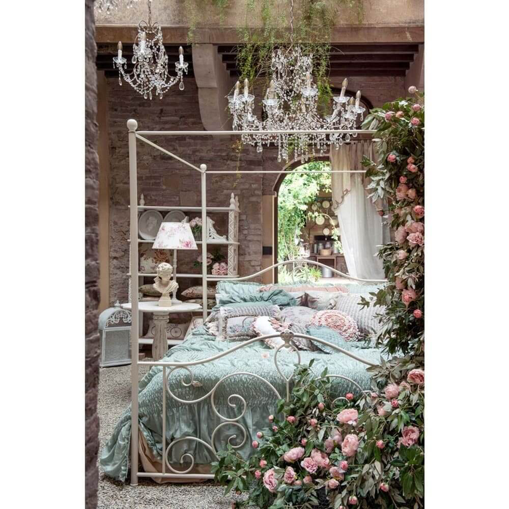 Cuscino cuore Blanc Mariclò con rose – Shabby chic
